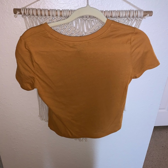 Forever 21 basic tee - Picture 3 of 3